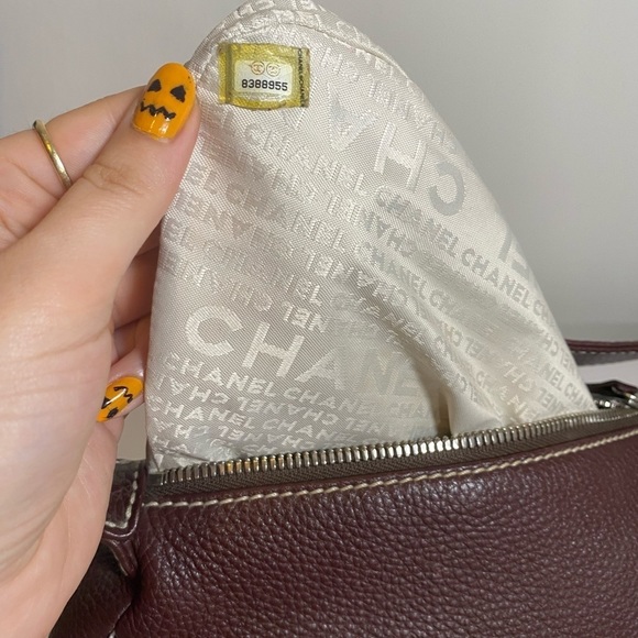 Chanel Fringe Shoulder Bag - Authentic, VTG 2003/2004 - Picture 9 of 16